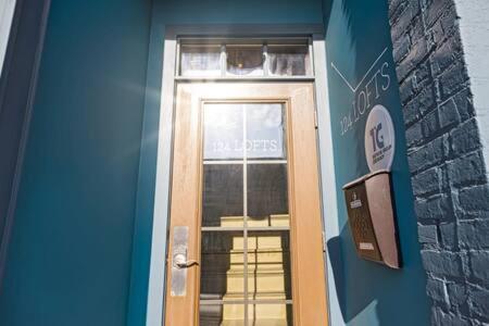 Hip Urban Loft - Small Town Charm -124 Lofts #3 West Dundee Bagian luar foto
