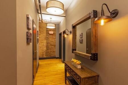 Hip Urban Loft - Small Town Charm -124 Lofts #3 West Dundee Bagian luar foto