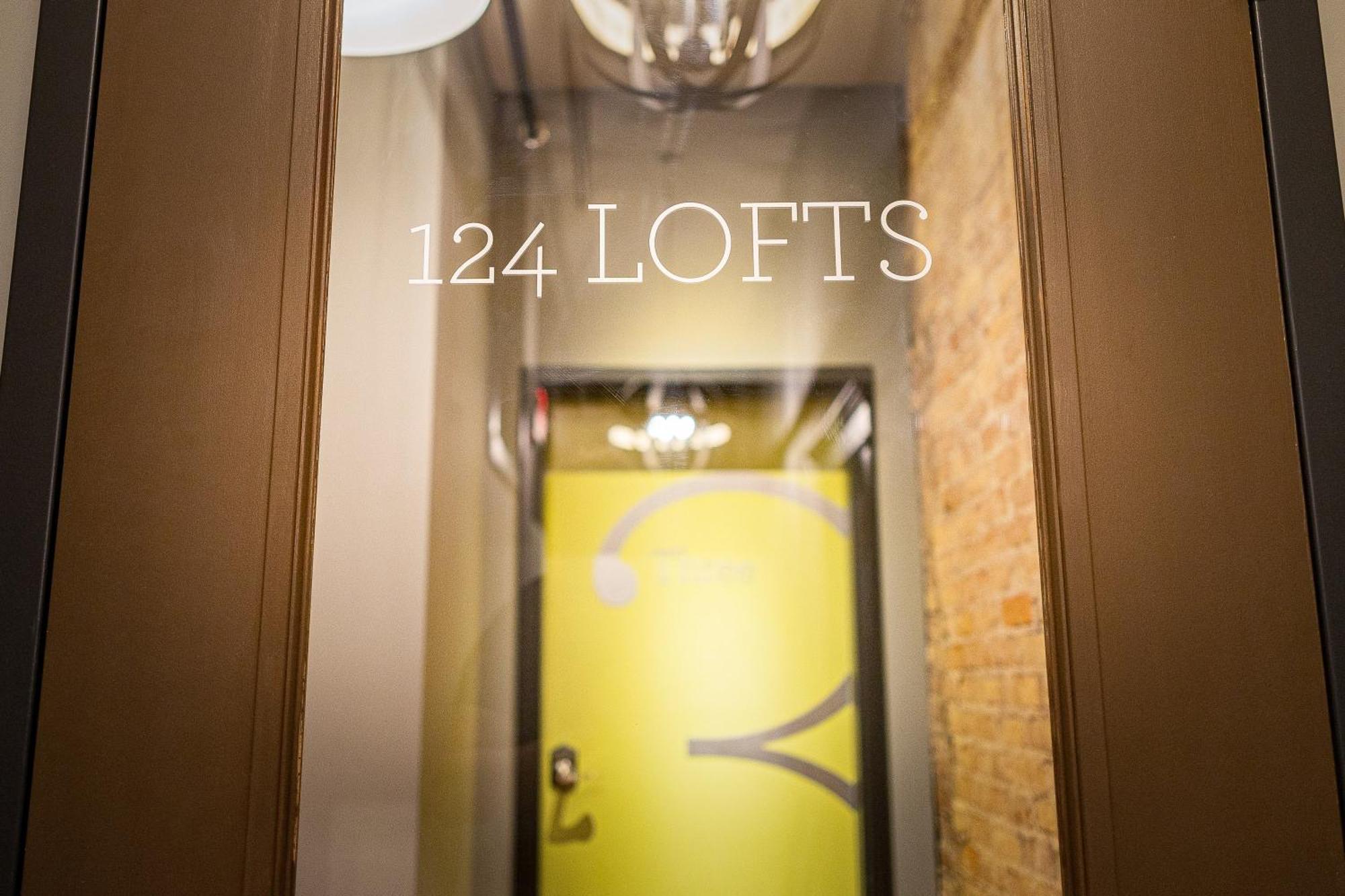 Hip Urban Loft - Small Town Charm -124 Lofts #3 West Dundee Bagian luar foto